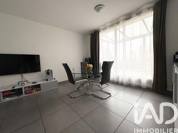 Appartement à vendre 3 pièces 61 m² Évry