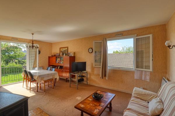 À vendre : Maison de type Foyer Cantalien à Mauriac (Cantal), 106m² , 4ch