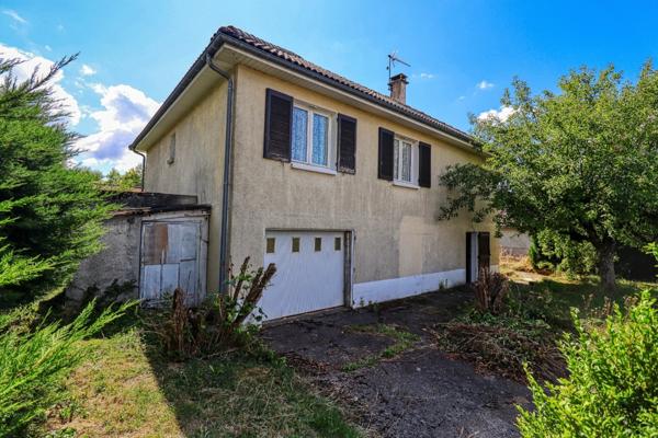 À vendre : Maison de type Foyer Cantalien à Mauriac (Cantal), 106m² , 4ch
