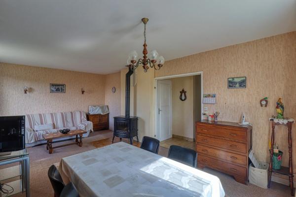 À vendre : Maison de type Foyer Cantalien à Mauriac (Cantal), 106m² , 4ch