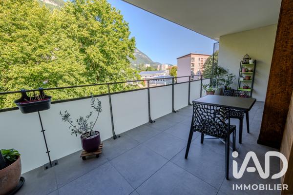 Appartement à vendre 3 pièces 69,8 m² Sassenage