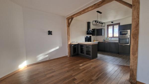 Maison Mantes La Ville de 3ch sur plus de 200m² de terrain avec parking