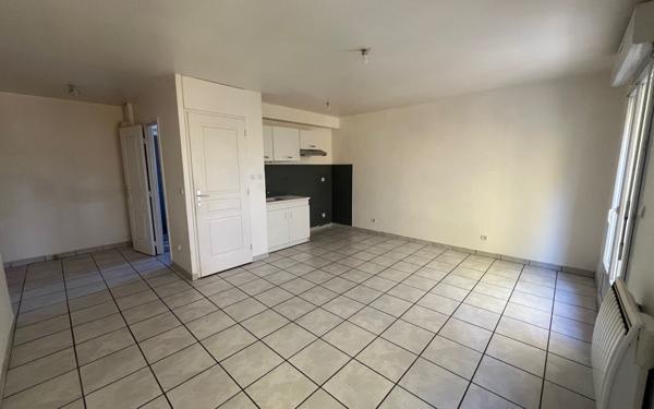 Appartement à vendre    2 pièces • 42,02 m2 Coulommiers