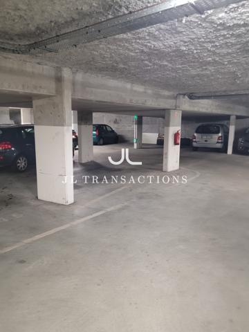 Bègles - Place de parking en sous-sol
