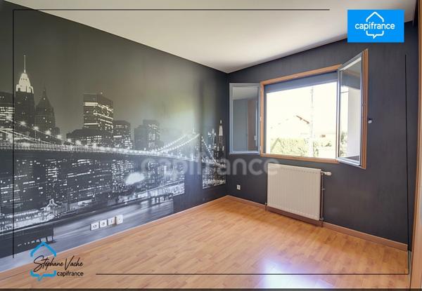 Maison individuelle 100 m² , Terrain 2 000 m² , Garage