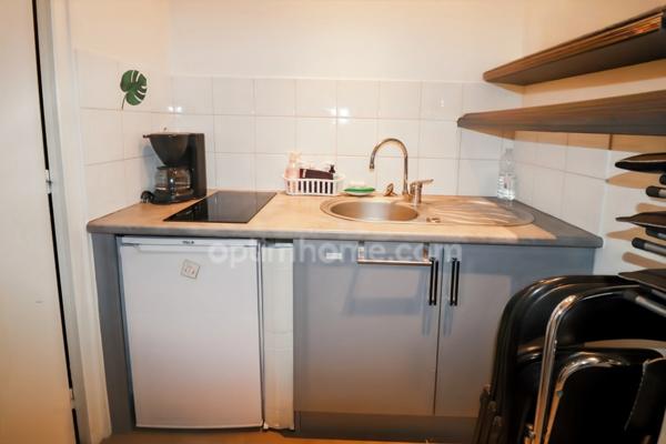 Local/bureau 2 pièces 58m²