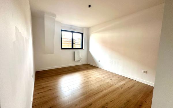 Maison à louer    5 pièces • 129 m2 Saint-Vincent-de-Tyrosse