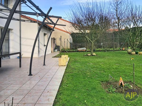 Vente maison La Tessoualle : 238 725 € - AJP Immobilier Cholet