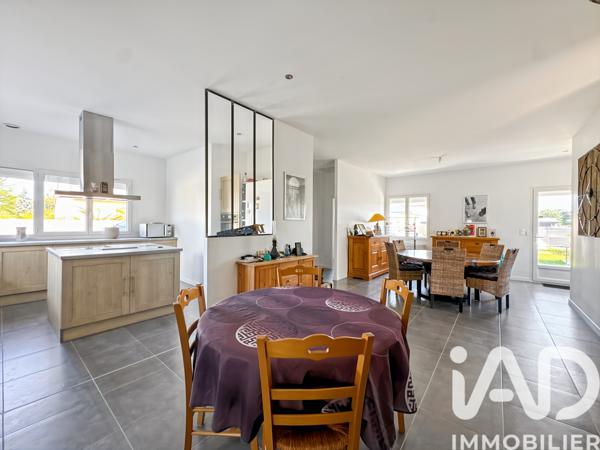 Maison à vendre 5 pièces 140 m² Le Vivier-sur-Mer