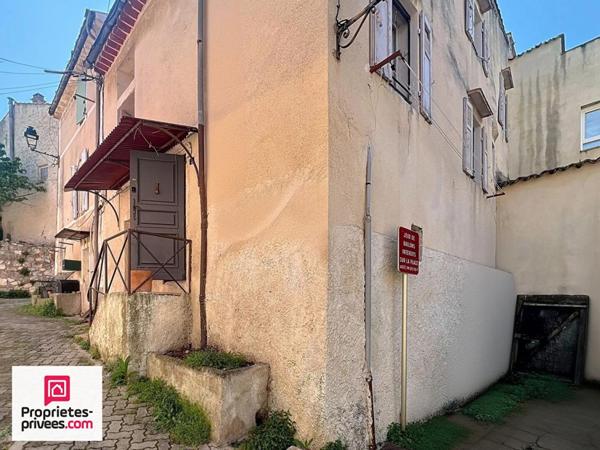 Rians Maison de Village T5 avec caves et atelier