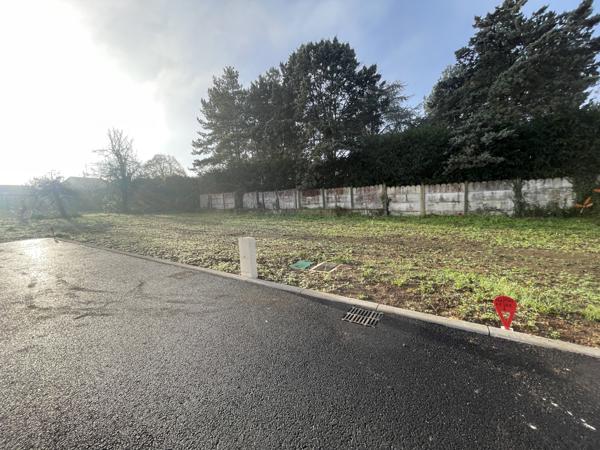 Buxerolles Centre, Proximité écoles et commerces dans un environnement calme pour ce terrain à bâtir viabilisé