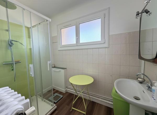 ✨ Appartement avec vue exceptionnelle sur la Cathédrale du Mans – Résidence calme et sécurisée ✨