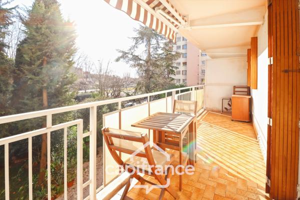 Appartement à vendre 2 pièces TOULON (83)