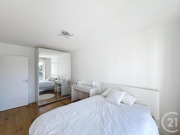 Appartement F3 à vendre  3 pièces - 71,66 m2 ST CLOUD - 92