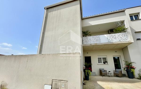 PIA : Immeuble comprenant 2 appartements type 3 avec extérieurs à vendre 