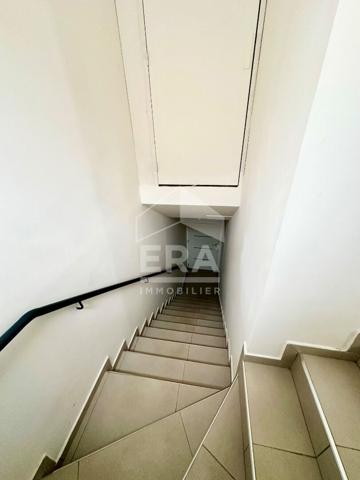 PIA : Immeuble comprenant 2 appartements type 3 avec extérieurs à vendre 
