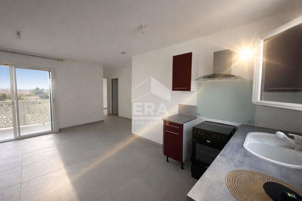 PIA : Immeuble comprenant 2 appartements type 3 avec extérieurs à vendre 