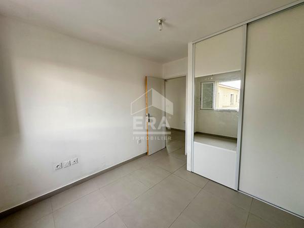 PIA : Immeuble comprenant 2 appartements type 3 avec extérieurs à vendre 