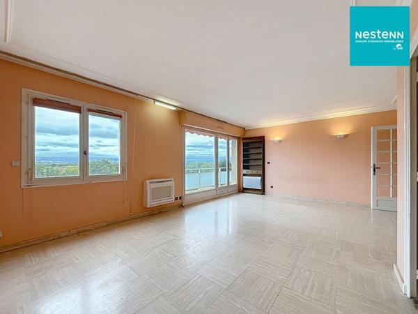 Montrond-les-Bains (42210) ? VUE PANORAMIQUE SUR LA LOIRE ET LE CHÂTEAU !