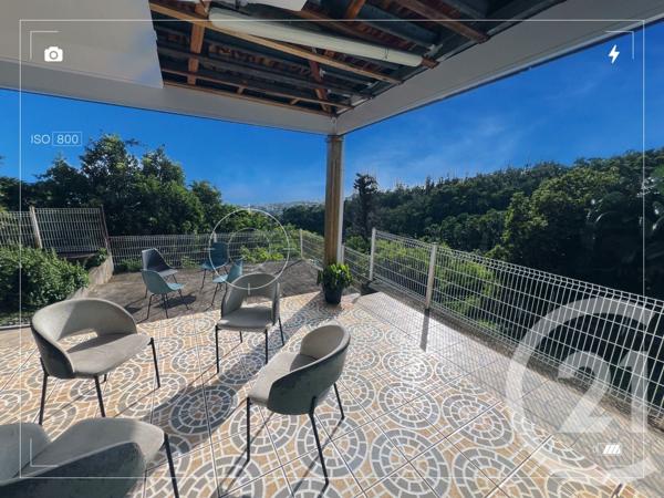 Maison à vendre  7 pièces - 155 m2 ST DENIS - 974