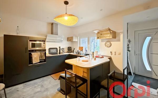 Immeuble à vendre    6 pièces •  Bourges