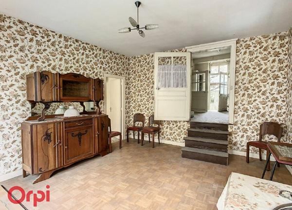 Maison à vendre    4 pièces •  Montmarault