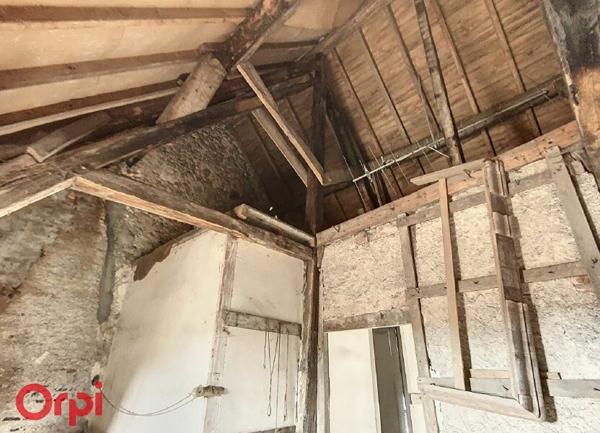 Maison à vendre    4 pièces •  Montmarault