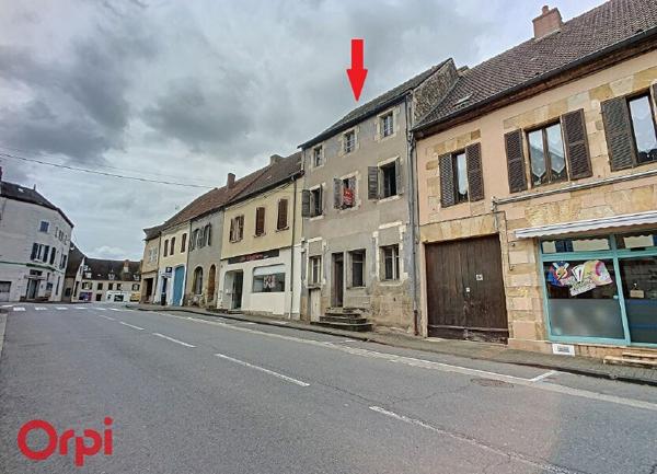 Maison à vendre    4 pièces •  Montmarault