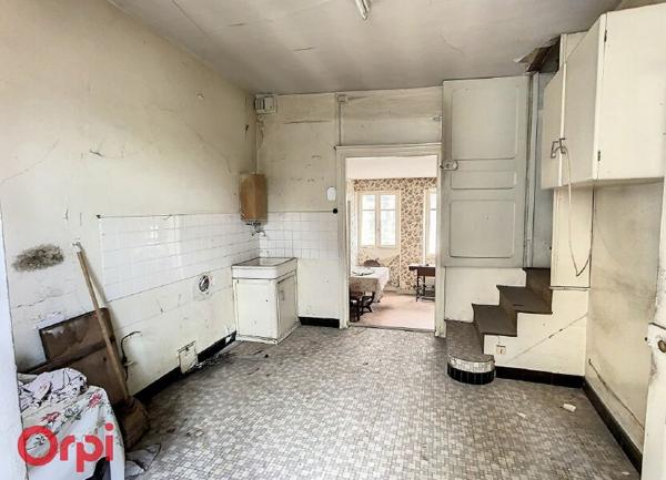 Maison à vendre    4 pièces •  Montmarault