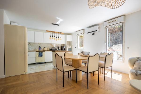 ***VISITE VIRTUELLE DISPONIBLE SUR DEMANDE… LES OLIVES / PLAN-DE-CUQUES…APPARTEMENT “COMME UNE MAISON” COSY & LUMINEUX…T4 COSY...LUMINEUX...JARDIN PRIVATIF…BOX + PARKINGS***