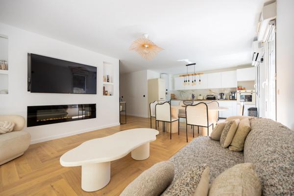 ***VISITE VIRTUELLE DISPONIBLE SUR DEMANDE… LES OLIVES / PLAN-DE-CUQUES…APPARTEMENT “COMME UNE MAISON” COSY & LUMINEUX…T4 COSY...LUMINEUX...JARDIN PRIVATIF…BOX + PARKINGS***