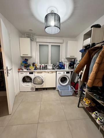 REIMS Maison 7 pièces 4 chambres GARAGE proche gare SNCF et TRAMWAY