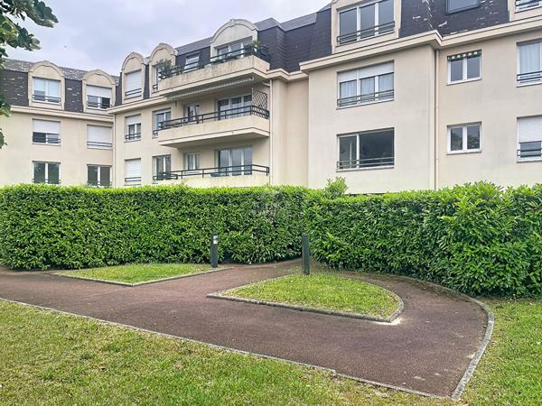 Appartement Carrières Sur Seine. 2 pièce(s) 35.03 m2 220 000 € **  - Référence  162097