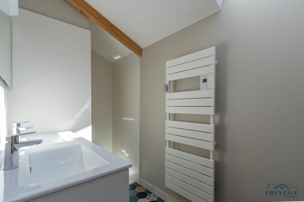 PORNIC - SUR LES HAUTS DE LA NOËVEILLARD - MAISON 186M2 HABITABLES - GARAGE 35M2