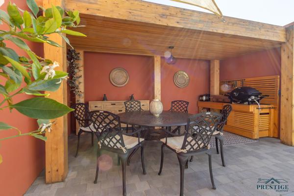 PORNIC - SUR LES HAUTS DE LA NOËVEILLARD - MAISON 186M2 HABITABLES - GARAGE 35M2