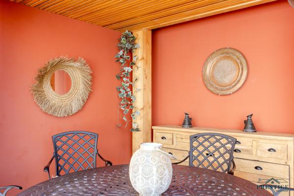 PORNIC - SUR LES HAUTS DE LA NOËVEILLARD - MAISON 186M2 HABITABLES - GARAGE 35M2