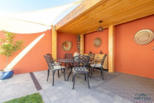 PORNIC - SUR LES HAUTS DE LA NOËVEILLARD - MAISON 186M2 HABITABLES - GARAGE 35M2