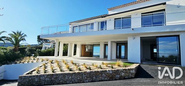 Appartement à vendre 5 pièces 117 m² Roquebrune-sur-Argens