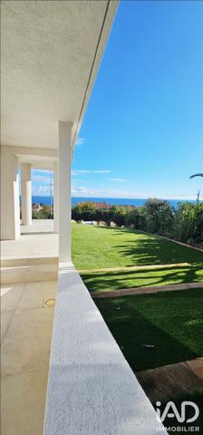 Appartement à vendre 5 pièces 117 m² Roquebrune-sur-Argens