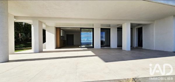 Appartement à vendre 5 pièces 117 m² Roquebrune-sur-Argens