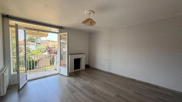 Appartement T4 72m² Quartier Roseraie Amouroux