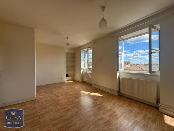 Appartement à louer 2 pièces 43m² Mâcon (71000)