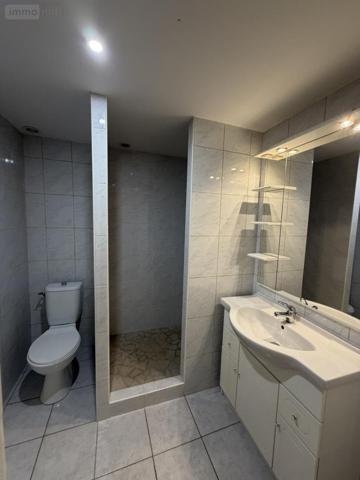 Maison à louer à Pierrelatte dans la Drôme (26700), ref : 26060-L112