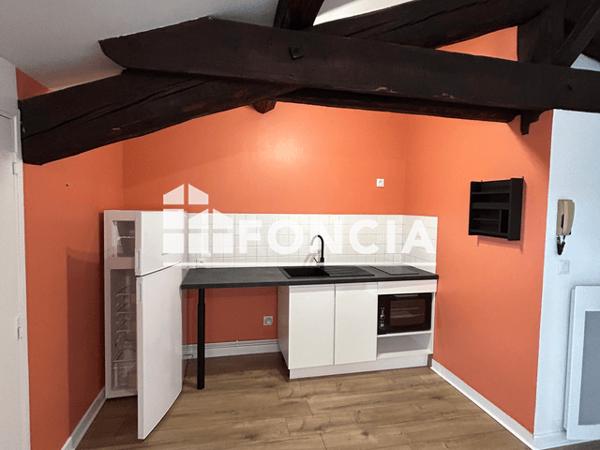 Location Studio 31.67 m² - 19 RUE MAHUZIES Castres 81100