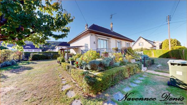 Maison de plain-pied surélevé – 2 chambres – Sous-sol complet – Jardin 600 m² – Louviers centre