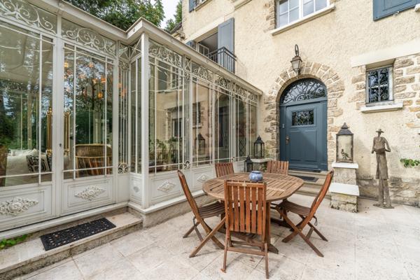 Maison familiale de standing & rénovée à proximité de l'abreuvoir