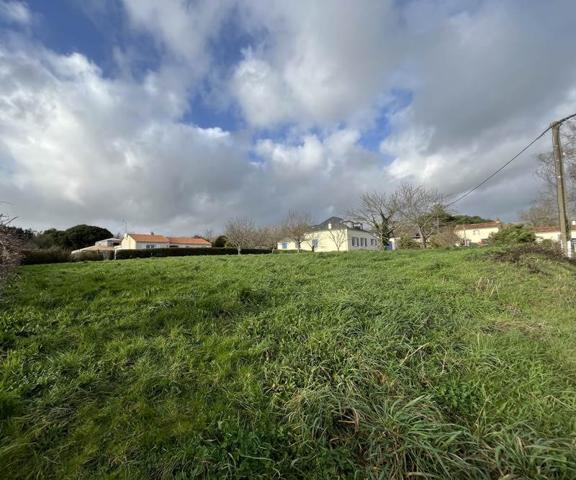 Terrain à vendre |                                       La Roche-sur-Yon |                                          1250 m²