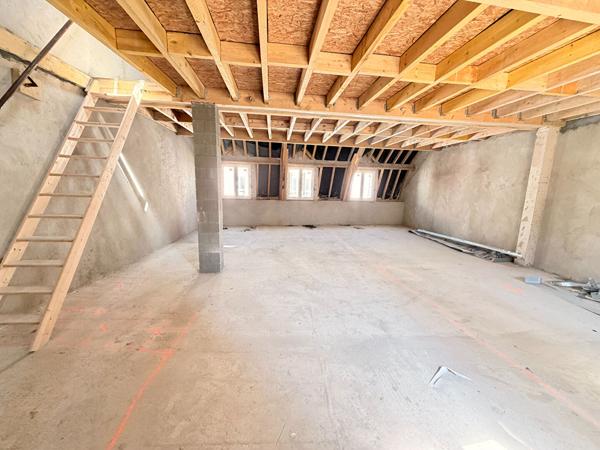 BOULOGNE SUR MER A VENDRE PLATEAU BRUT EN DUPLEX POUR APPARTEMENT T3