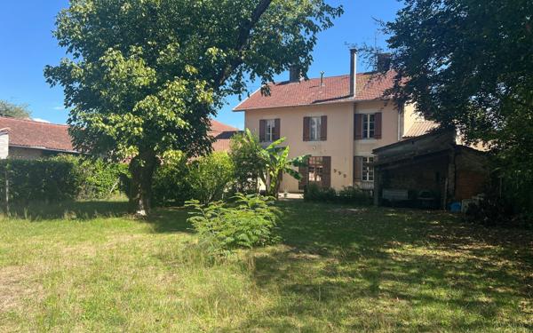 Maison à vendre    6 pièces •  Saint-Justin