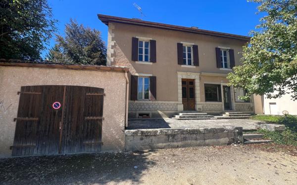 Maison à vendre    6 pièces •  Saint-Justin